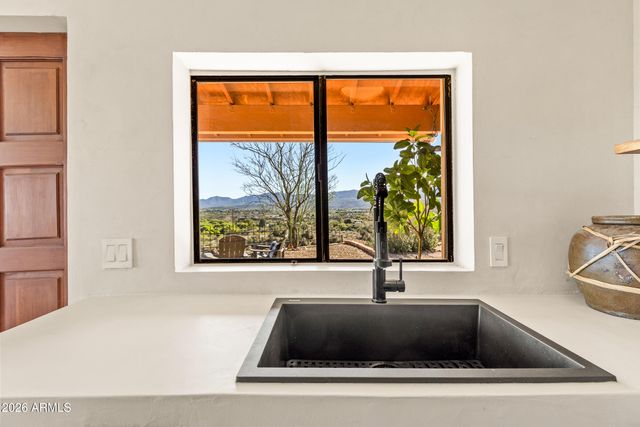 695 E Cliffside Drive, Clarkdale, AZ 86324