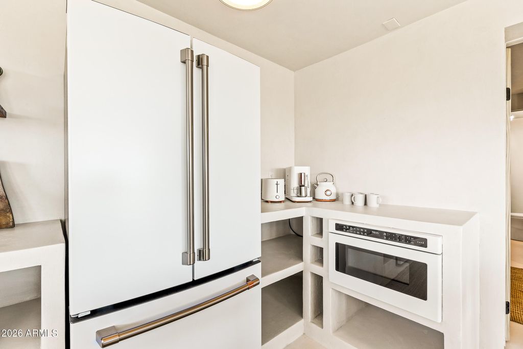 Image 14 of property listing at 695 E Cliffside Drive, Clarkdale, AZ 86324