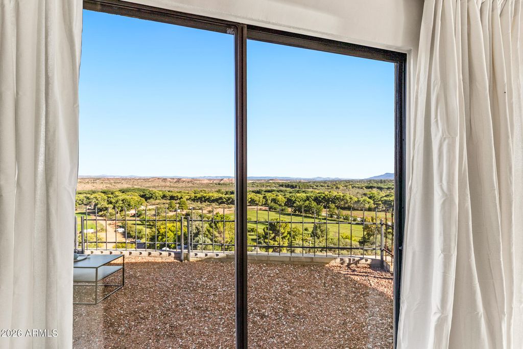 Image 16 of property listing at 695 E Cliffside Drive, Clarkdale, AZ 86324