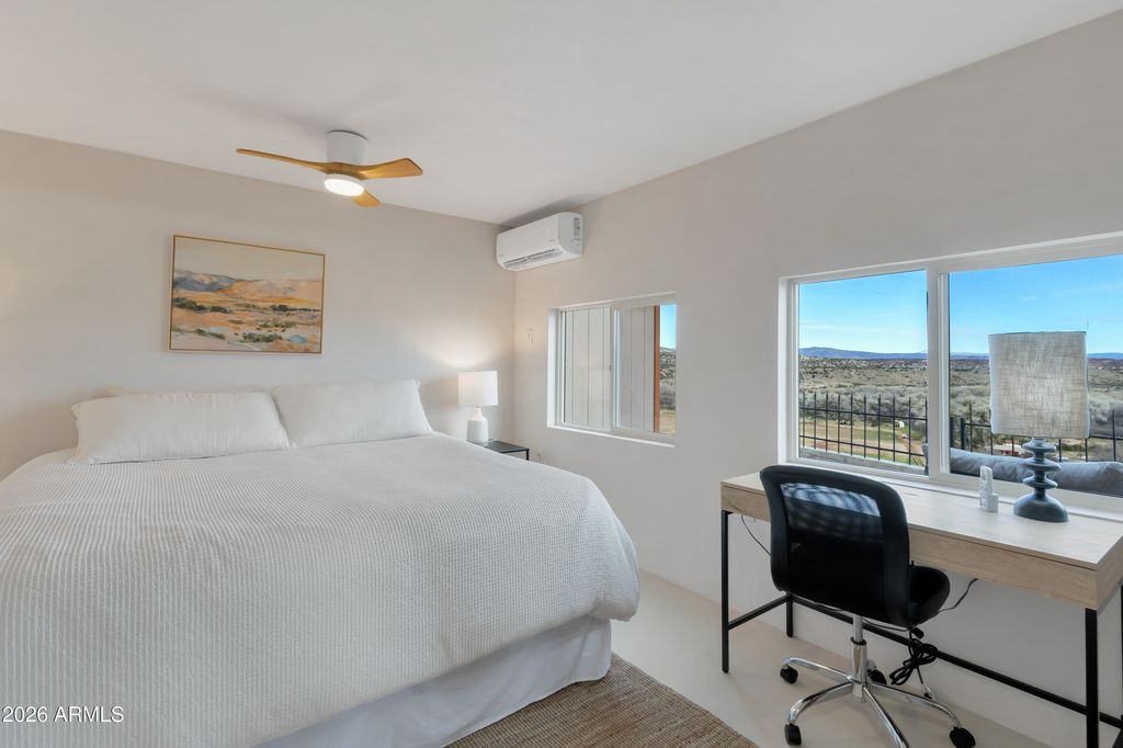 Image 17 of property listing at 695 E Cliffside Drive, Clarkdale, AZ 86324