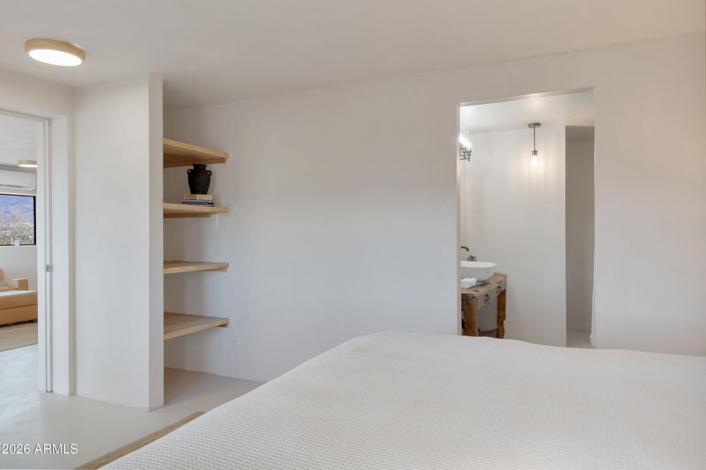 Image 19 of property listing at 695 E Cliffside Drive, Clarkdale, AZ 86324