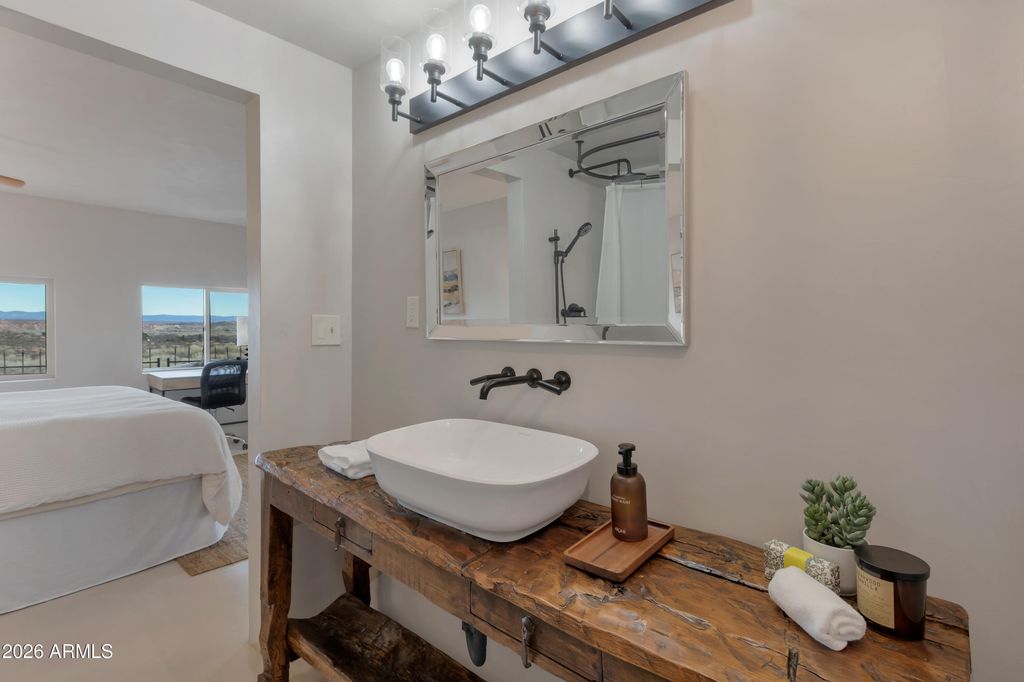 Image 20 of property listing at 695 E Cliffside Drive, Clarkdale, AZ 86324