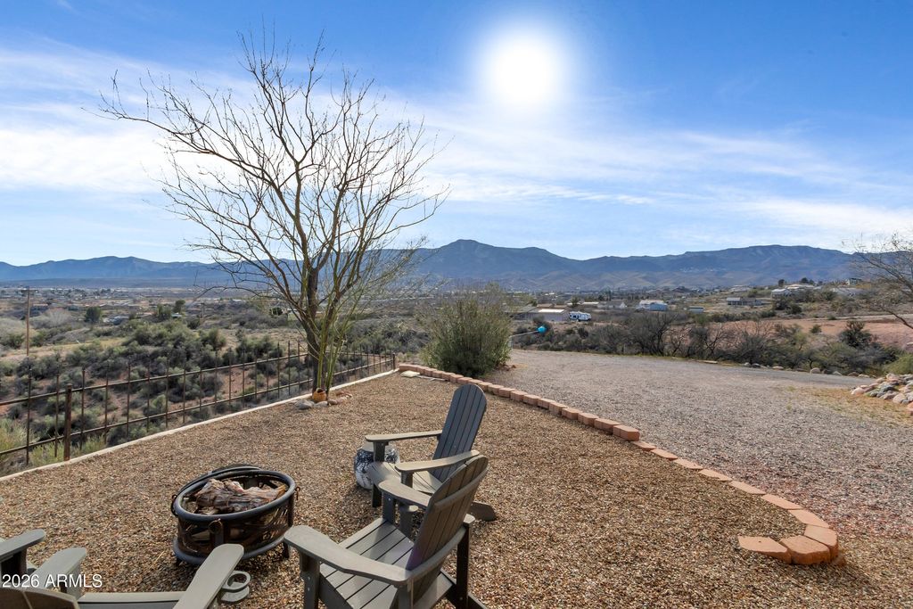 Image 35 of property listing at 695 E Cliffside Drive, Clarkdale, AZ 86324