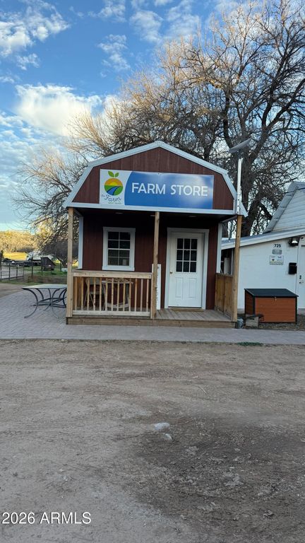 Image 60 of property listing at 695 E Cliffside Drive, Clarkdale, AZ 86324