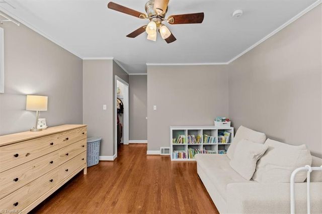 1100 Salem Lake Road, Winston-salem, NC 27107