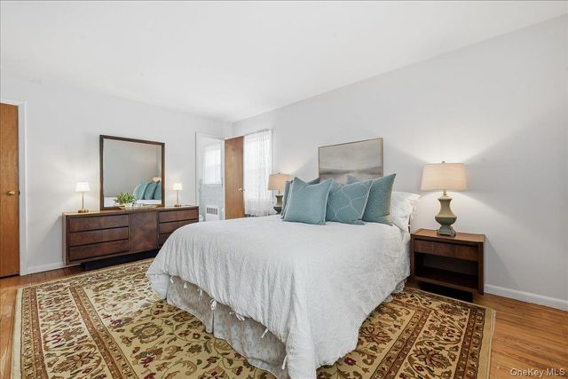 117 Lefferts Road, Garden City, NY 11530