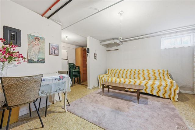 117 Lefferts Road, Garden City, NY 11530