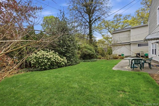 117 Lefferts Road, Garden City, NY 11530