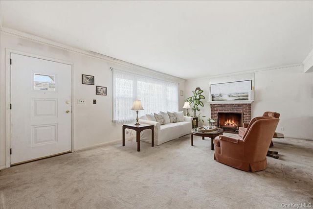 117 Lefferts Road, Garden City, NY 11530