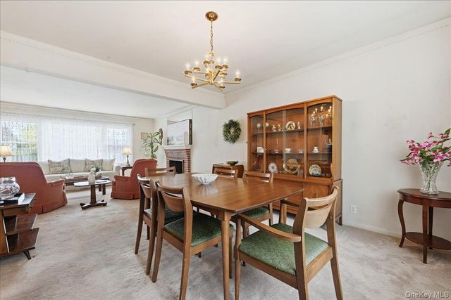 117 Lefferts Road, Garden City, NY 11530