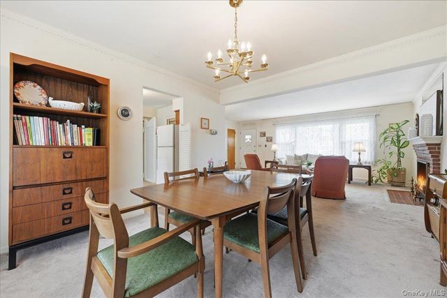 117 Lefferts Road, Garden City, NY 11530