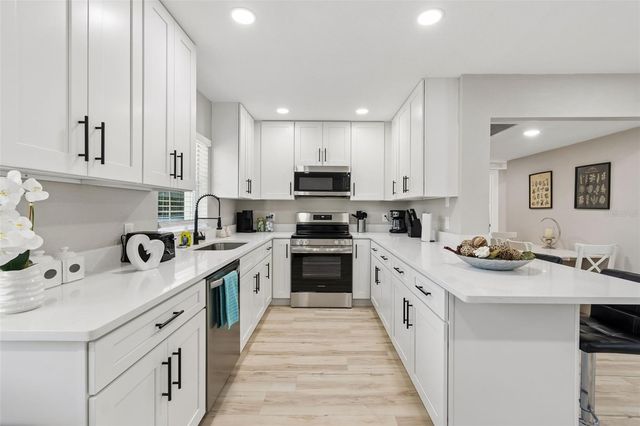 5 W SPANISH MAIN STREET, Tampa, FL 33609