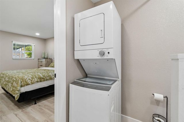 5 W SPANISH MAIN STREET, Tampa, FL 33609