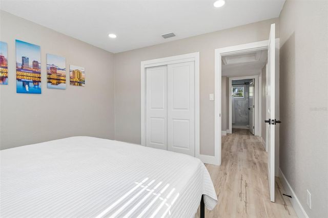 5 W SPANISH MAIN STREET, Tampa, FL 33609