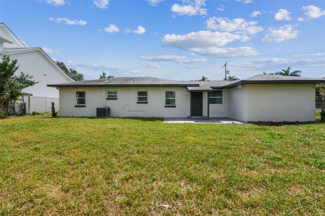 5 W SPANISH MAIN STREET, Tampa, FL 33609