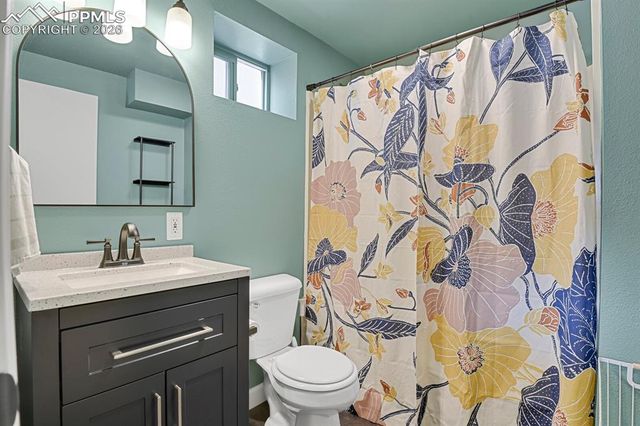 825 E Kiowa Street, Colorado Springs, CO 80903