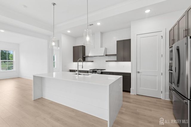 41 Brewer Way, Plainsboro, NJ 08536