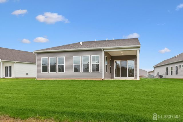 41 Brewer Way, Plainsboro, NJ 08536