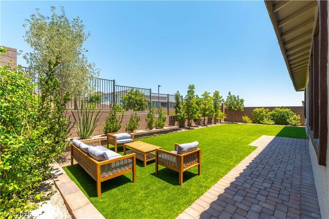 12060 Besito Avenue, Las Vegas, NV 89138