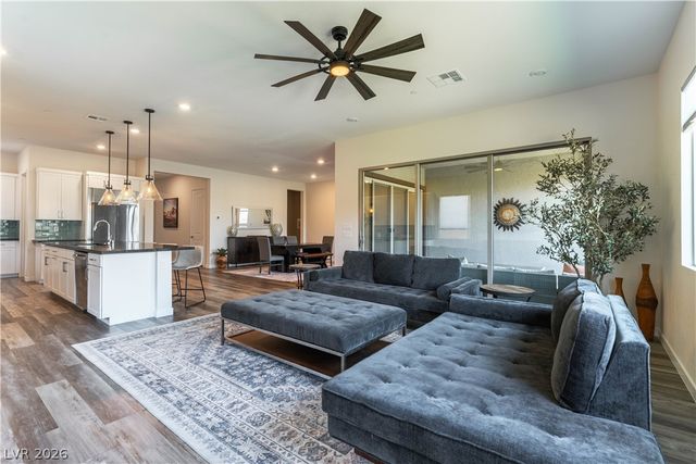 12060 Besito Avenue, Las Vegas, NV 89138