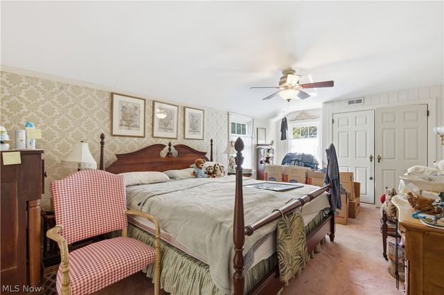 303 Cordelia Street SW, North Canton, OH 44720