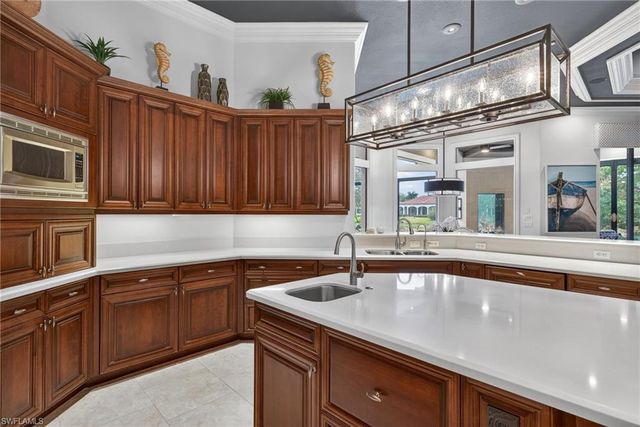 16488 Felicita CT, Naples, FL 34110