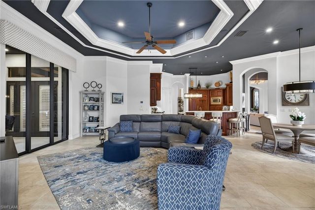 16488 Felicita CT, Naples, FL 34110