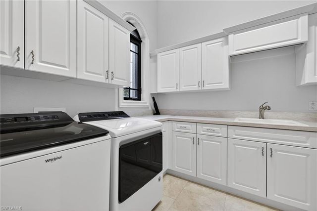 16488 Felicita CT, Naples, FL 34110