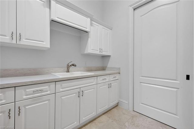 16488 Felicita CT, Naples, FL 34110