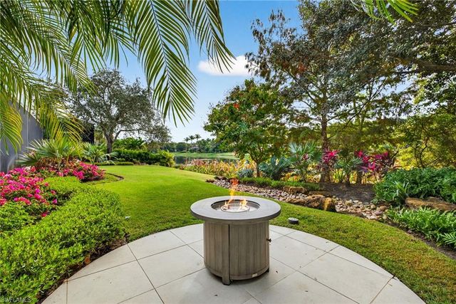 16488 Felicita CT, Naples, FL 34110