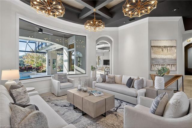 16488 Felicita CT, Naples, FL 34110