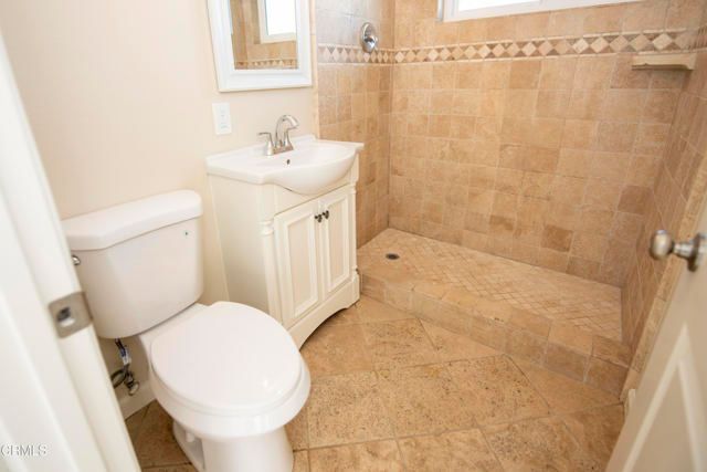 891 Salem Avenue, Oxnard, CA 93036