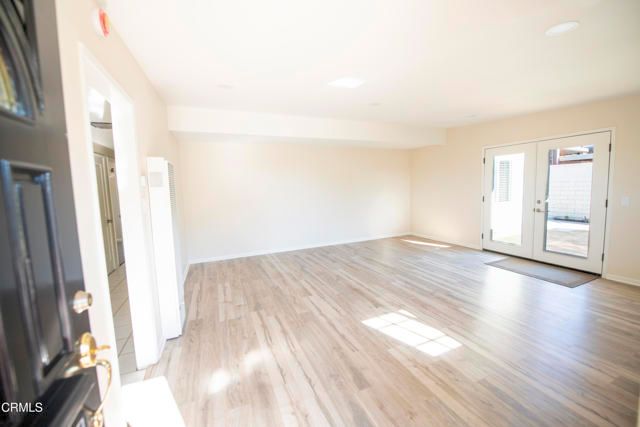 891 Salem Avenue, Oxnard, CA 93036