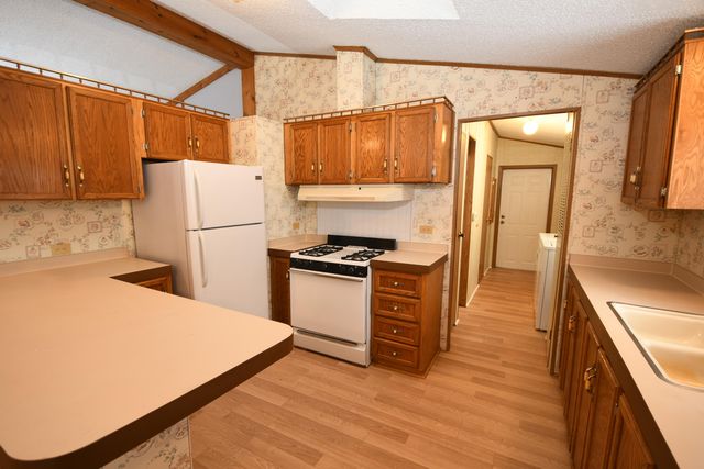 39024 47th Avenue, Paw Paw Twp, MI 49079