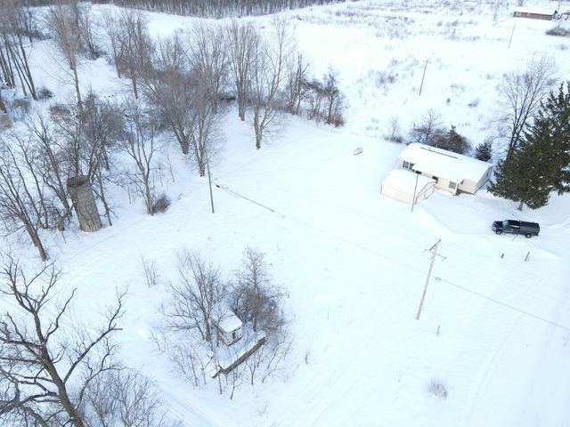 39024 47th Avenue, Paw Paw Twp, MI 49079