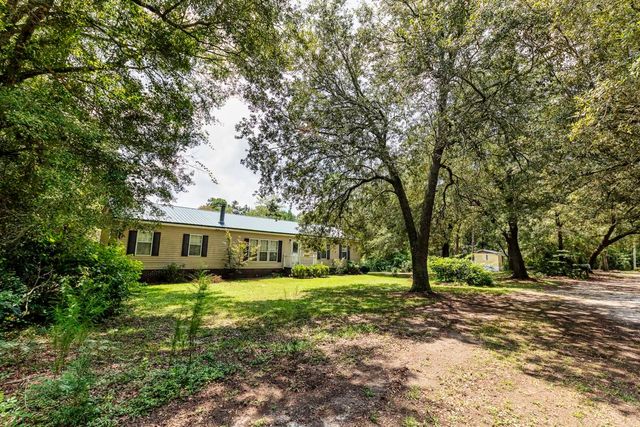 7298 Lawrimore Ln., Conway, SC 29527