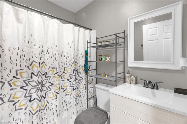 112 Rotary Lane, Thomasville, NC 27360