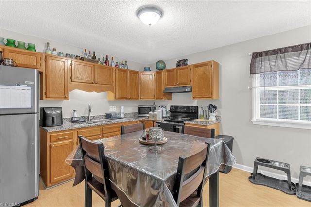 112 Rotary Lane, Thomasville, NC 27360