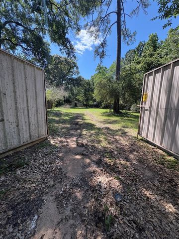 14351 Forest Boulevard, Montgomery, TX 77356