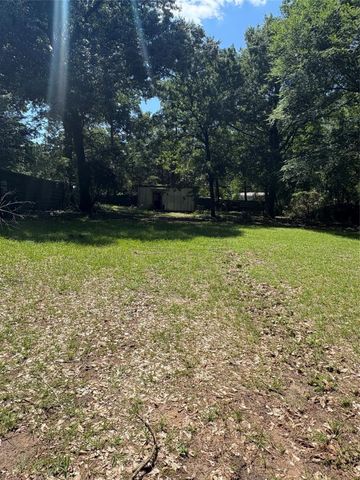 14351 Forest Boulevard, Montgomery, TX 77356