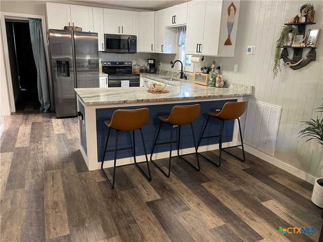 57 Joy Street, Port O'connor, TX 77982