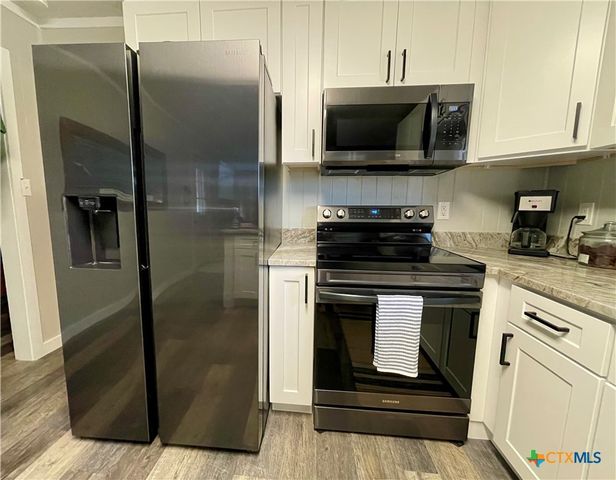 57 Joy Street, Port O'connor, TX 77982