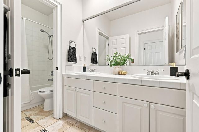 2015 Giles Way, El Dorado Hills, CA 95762