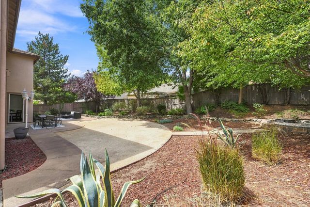 2015 Giles Way, El Dorado Hills, CA 95762