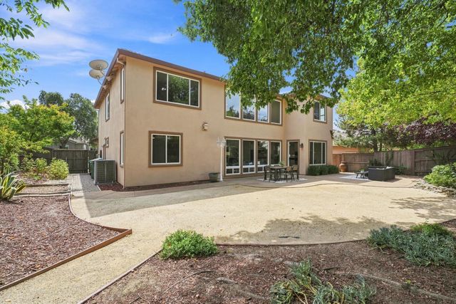 2015 Giles Way, El Dorado Hills, CA 95762
