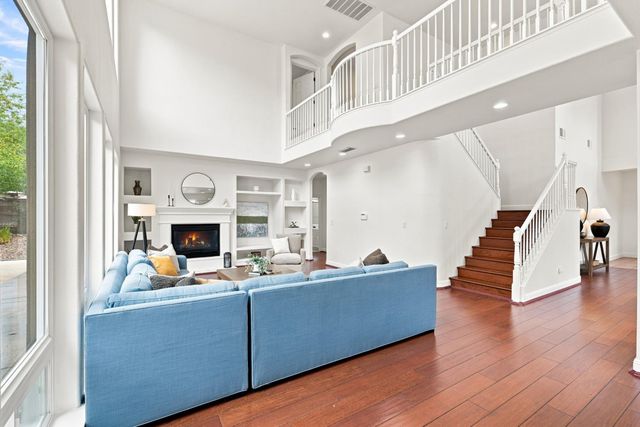 2015 Giles Way, El Dorado Hills, CA 95762