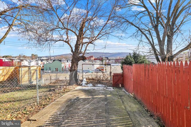 531 N FRONT ST, Reading, PA 19601