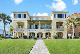 14 Johnston Way Ste H, Bluffton, SC 29910