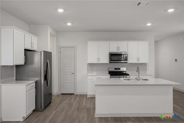 428 Millbrook Boulevard, San Marcos, TX 78666