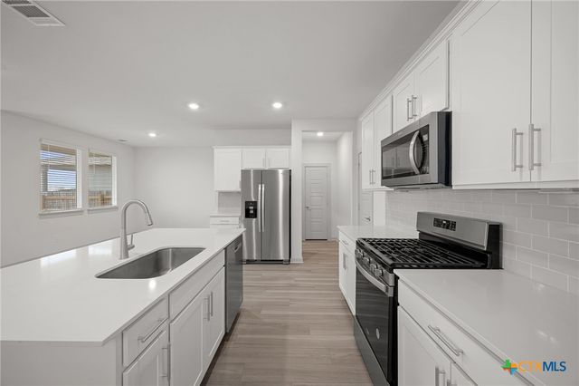 428 Millbrook Boulevard, San Marcos, TX 78666